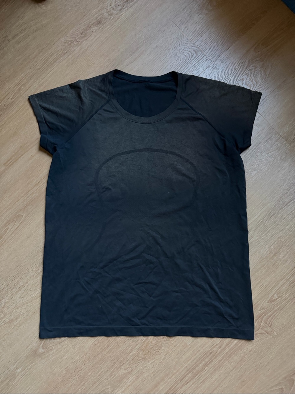Lululemon Swiftly Tech 2.0 Black Short Sleeve Shirt Hip Length Women's 12 XL